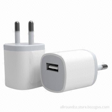 110 to 240V USB Travel Charger with 1000mA Output Current and 5/7V Voltage